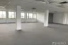 Office for rent in Bang Kapi, Bangkok near MRT Phetchaburi