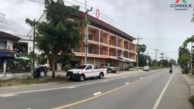 6 Bedroom Commercial for sale in Chong Sakae, Phetchaburi