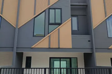 3 Bedroom Townhouse for sale in Ban Len, Phra Nakhon Si Ayutthaya