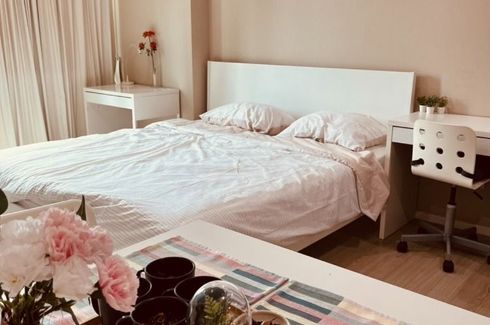 Condo for rent in The Room Sukhumvit 21, Khlong Toei Nuea, Bangkok near MRT Sukhumvit