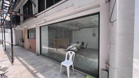 Commercial for rent in Pom Prap, Bangkok near MRT Wat Mangkon