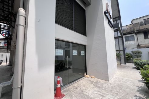 Commercial for rent in Pom Prap, Bangkok near MRT Wat Mangkon