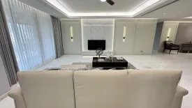 4 Bedroom Apartment for rent in Raveevan Suites, Khlong Tan Nuea, Bangkok near MRT Sukhumvit