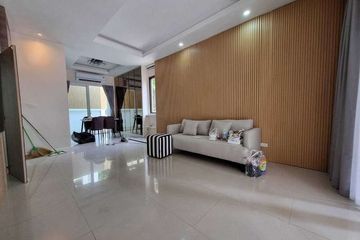 3 Bedroom Townhouse for rent in Baan Klang Muang S-Sense Rama 9 Ladprao, Phlapphla, Bangkok near MRT Lat Phrao 83