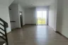 3 Bedroom Office for rent in Nuan Chan, Bangkok