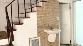 3 Bedroom Townhouse for rent in Phra Khanong, Bangkok near BTS Thong Lo