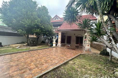 4 Bedroom House for sale in Karon, Phuket