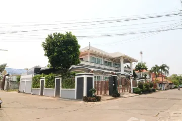 4 Bedroom House for sale in Nong Bua, Udon Thani
