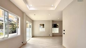 4 Bedroom House for sale in Vararom Prachauthit 98, Thung Khru, Bangkok