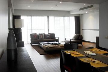 3 Bedroom Apartment for rent in Ruamrudee House, Lumpini, Bangkok near BTS Ploen Chit