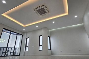 5 Bedroom Office for rent in Phra Khanong, Bangkok near BTS Thong Lo