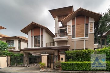 4 Bedroom House for rent in Phra Khanong Nuea, Bangkok