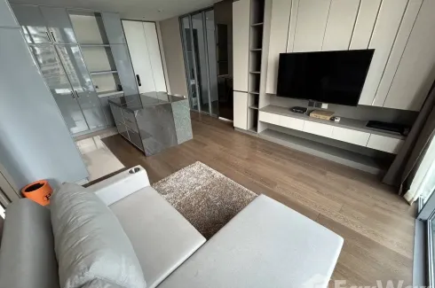 1 Bedroom Condo for sale in Kraam Sukhumvit 26, Khlong Tan, Bangkok near BTS Phrom Phong