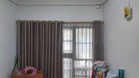 3 Bedroom Townhouse for sale in Taling Chan, Bangkok