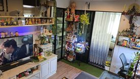 1 Bedroom Condo for sale in Hi Sutthisan Condo, Sam Sen Nok, Bangkok near MRT Sutthisan