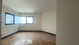 2 Bedroom Condo for sale in Sathorn Gardens, Thung Maha Mek, Bangkok near MRT Lumpini