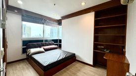 2 Bedroom Condo for rent in Sathorn House, Silom, Bangkok near BTS Surasak
