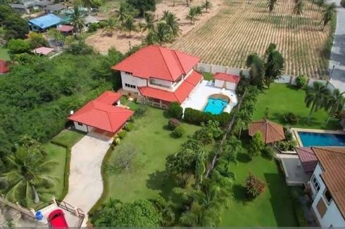 4 Bedroom Villa for sale in Sattahip, Chonburi