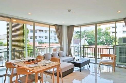 3 Bedroom Condo for rent in Khlong Tan Nuea, Bangkok