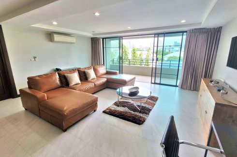 3 Bedroom Condo for rent in Khlong Tan Nuea, Bangkok