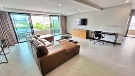 3 Bedroom Condo for rent in Khlong Tan Nuea, Bangkok
