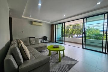 3 Bedroom Condo for rent in Khlong Tan Nuea, Bangkok