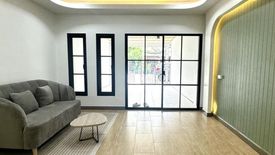 2 Bedroom Townhouse for sale in Bang Chan, Bangkok