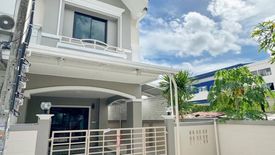 3 Bedroom Townhouse for sale in Phimon Rat, Nonthaburi