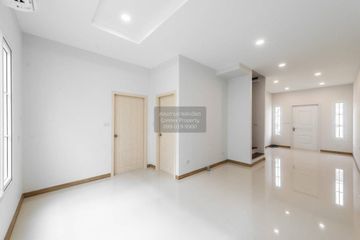 3 Bedroom Townhouse for sale in Song Khanong, Nakhon Pathom