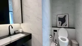 1 Bedroom Condo for rent in Tait Sathorn 12, Silom, Bangkok near BTS Saint Louis