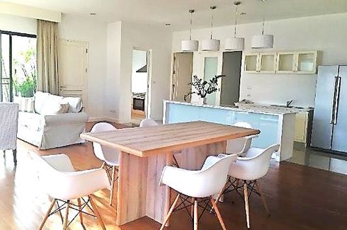 3 Bedroom Condo for rent in Phra Khanong, Bangkok near BTS Ekkamai