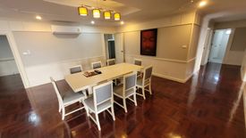 3 Bedroom Condo for rent in Khlong Tan Nuea, Bangkok