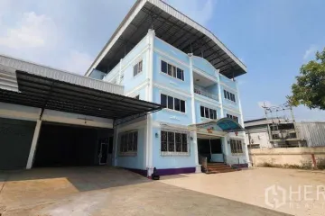 Warehouse / Factory for rent in Pak Kret, Nonthaburi