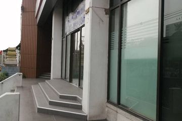 1 Bedroom Office for rent in Rong Mueang, Bangkok near MRT Hua Lamphong