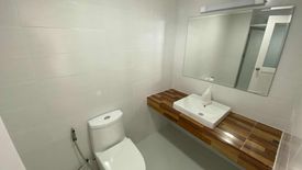 3 Bedroom Condo for rent in Khlong Tan Nuea, Bangkok