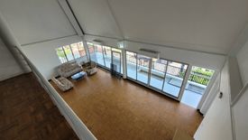 3 Bedroom Condo for rent in Khlong Tan Nuea, Bangkok