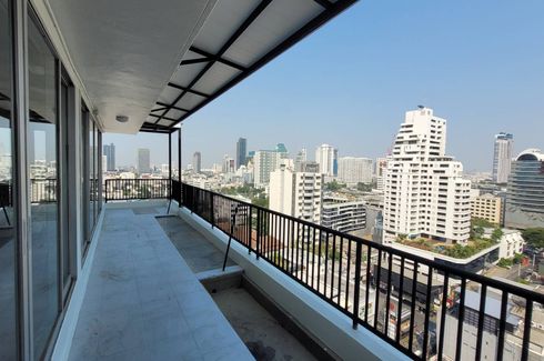 3 Bedroom Condo for rent in Khlong Tan Nuea, Bangkok
