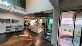 3 Bedroom House for rent in Khlong Tan Nuea, Bangkok near BTS Thong Lo