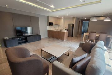 2 Bedroom Condo for rent in Phra Khanong Nuea, Bangkok near BTS Ekkamai