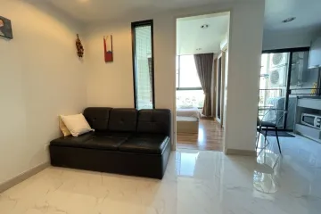 1 Bedroom Condo for rent in Zenith Place Sukhumvit 42, Phra Khanong, Bangkok near BTS Ekkamai