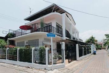 5 Bedroom House for rent in Si Phum, Chiang Mai