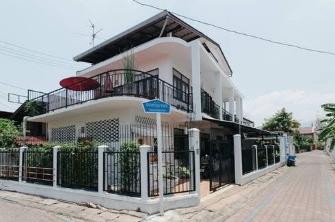 5 Bedroom House for rent in Si Phum, Chiang Mai