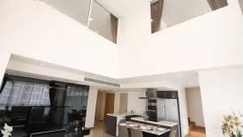 3 Bedroom Condo for rent in Downtown Forty Nine, Khlong Tan Nuea, Bangkok near BTS Phrom Phong