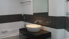 2 Bedroom Condo for sale in Urbana Sathorn, Thung Maha Mek, Bangkok near MRT Silom
