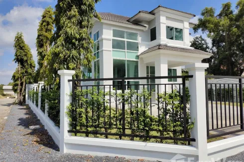 4 Bedroom House for rent in Lam Pla Thio, Bangkok