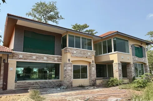 4 Bedroom House for rent in Baan Krisadanakon 25, Sai Kong Din Tai, Bangkok