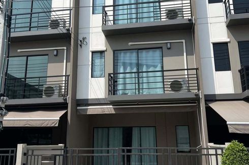 3 Bedroom House for rent in Baan Klang Muang Srinakarin-Onnut, Prawet, Bangkok