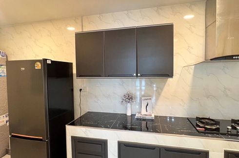 4 Bedroom Townhouse for rent in Golden Town Chiangmai - Kad Ruamchok, Fa Ham, Chiang Mai