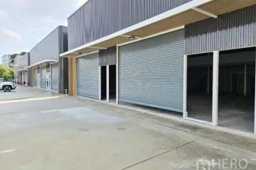 Warehouse / Factory for rent in Phlapphla, Bangkok near MRT Lat Phrao 83