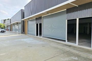 Warehouse / Factory for rent in Phlapphla, Bangkok near MRT Lat Phrao 83